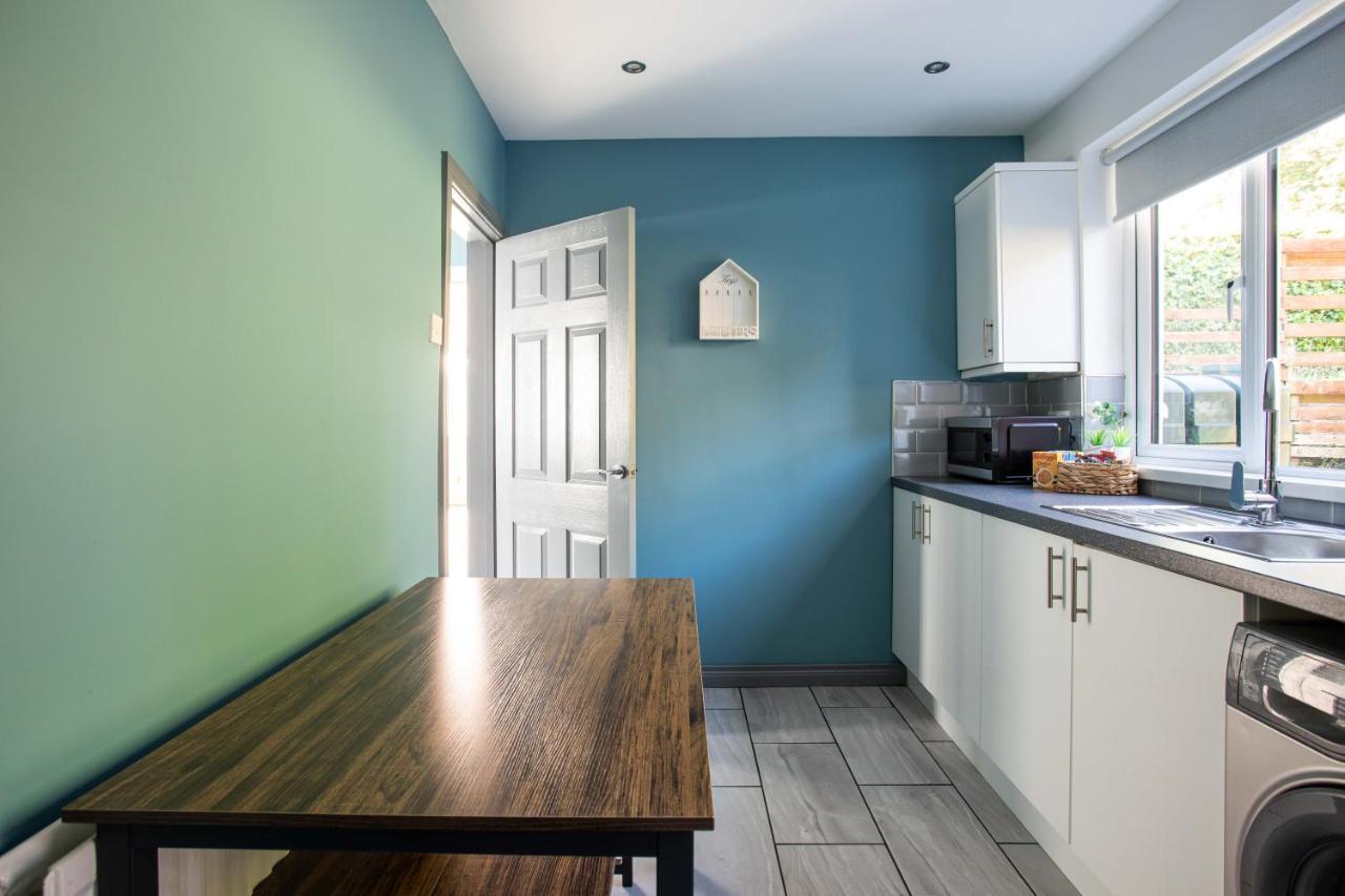 Fully Refurbished North Belfast Home Eksteriør billede