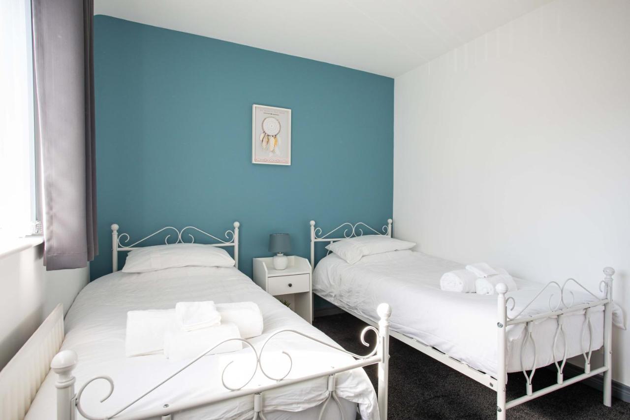 Fully Refurbished North Belfast Home Eksteriør billede