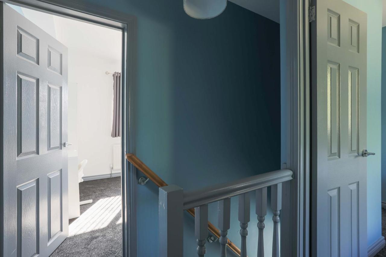 Fully Refurbished North Belfast Home Eksteriør billede