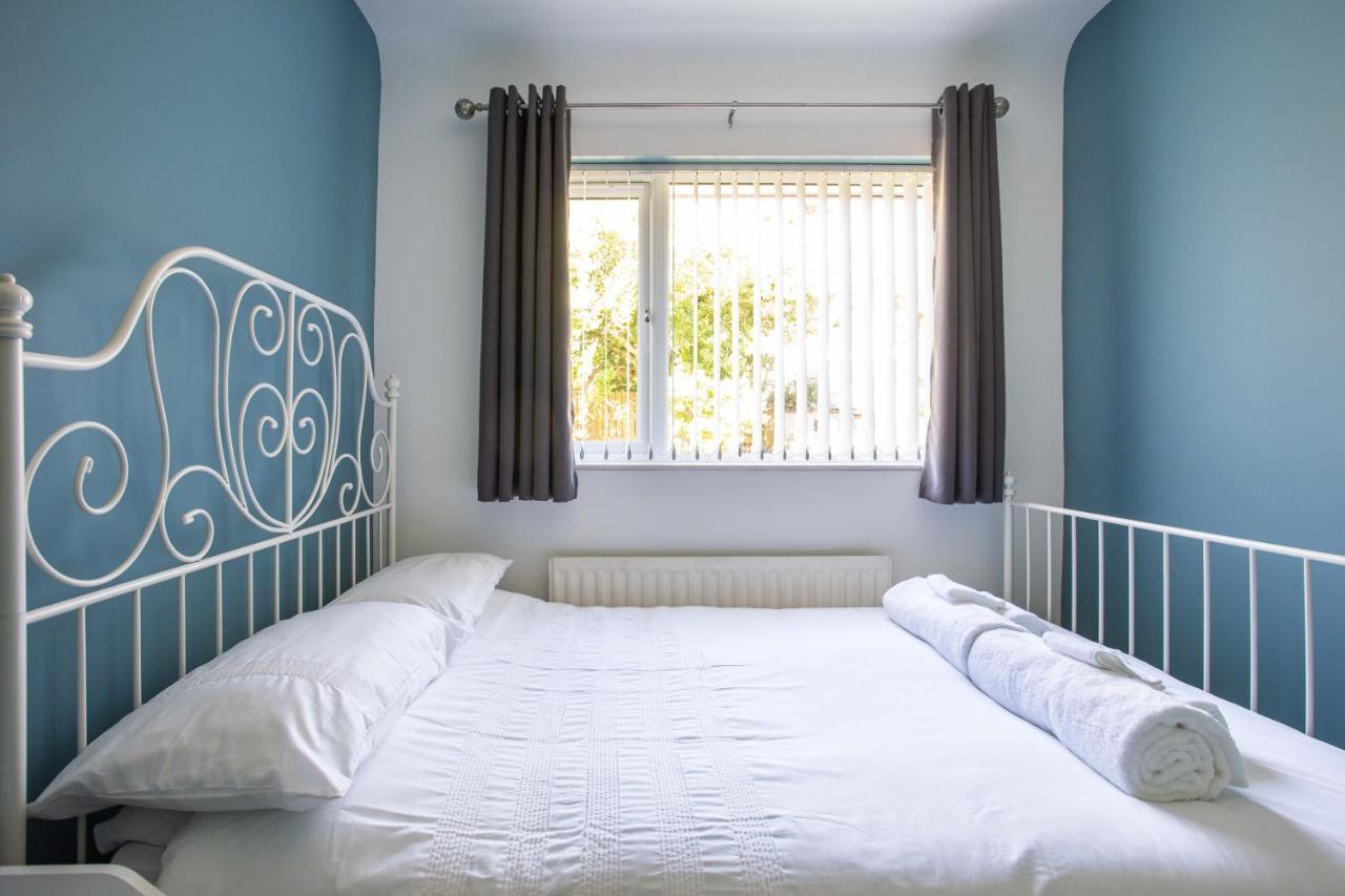 Fully Refurbished North Belfast Home Eksteriør billede