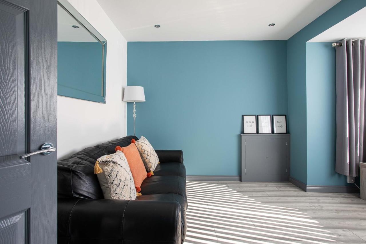 Fully Refurbished North Belfast Home Eksteriør billede