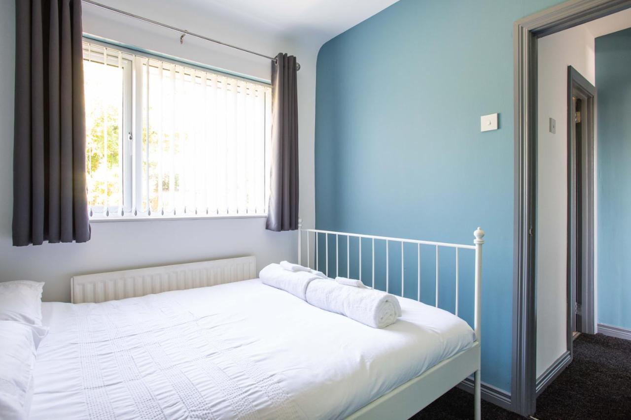 Fully Refurbished North Belfast Home Eksteriør billede